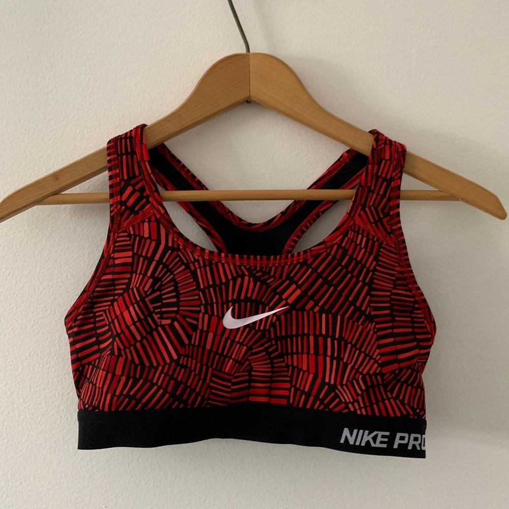 Nike Pro sports bra